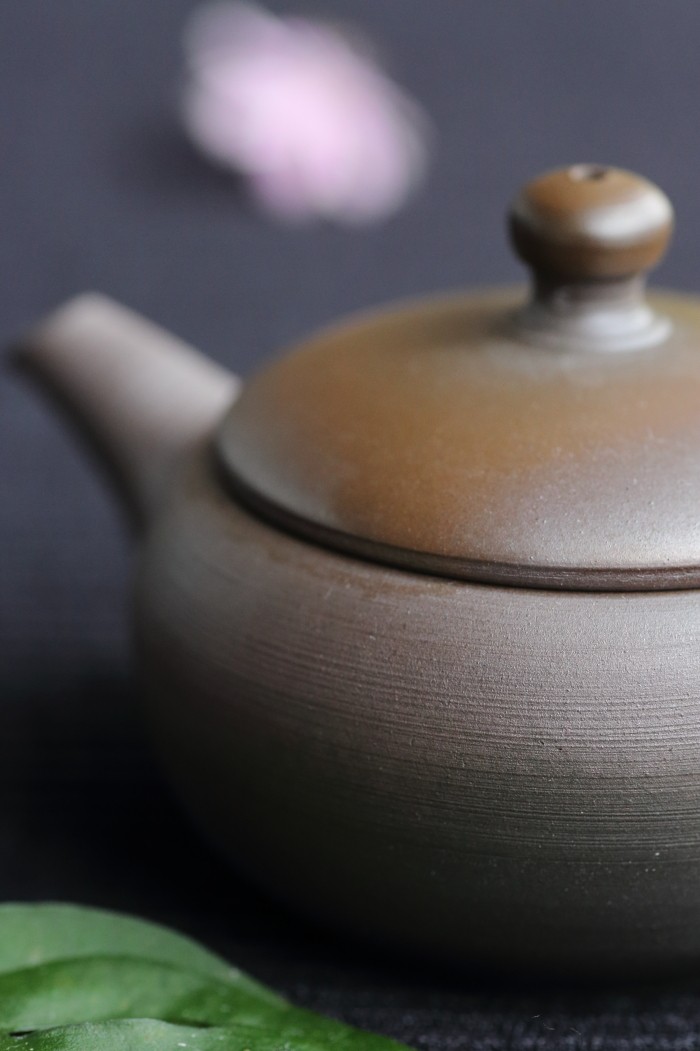 伊藤成二 極小窯変平丸茶壷 満容量80ml 上煎茶玉露茶用急須 中国茶用