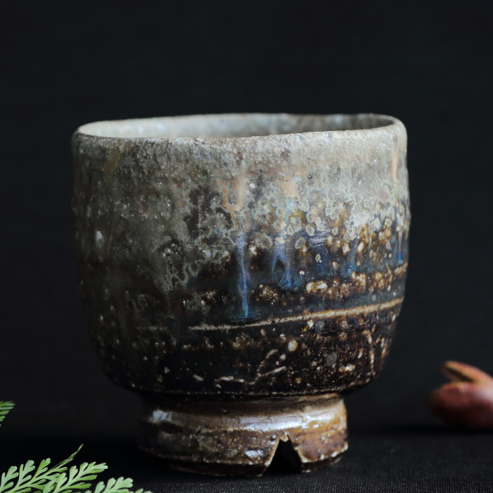 平野祐一 穴窯灰被湯呑 自然釉茶器 満容量270ml 無釉薬 作家もの常滑焼