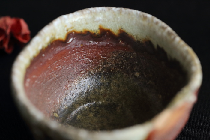 松崎健 灰被窯変ぐい吞み 穴窯焼成 益子焼酒器 作家もの酒盃 酒吞 桐箱