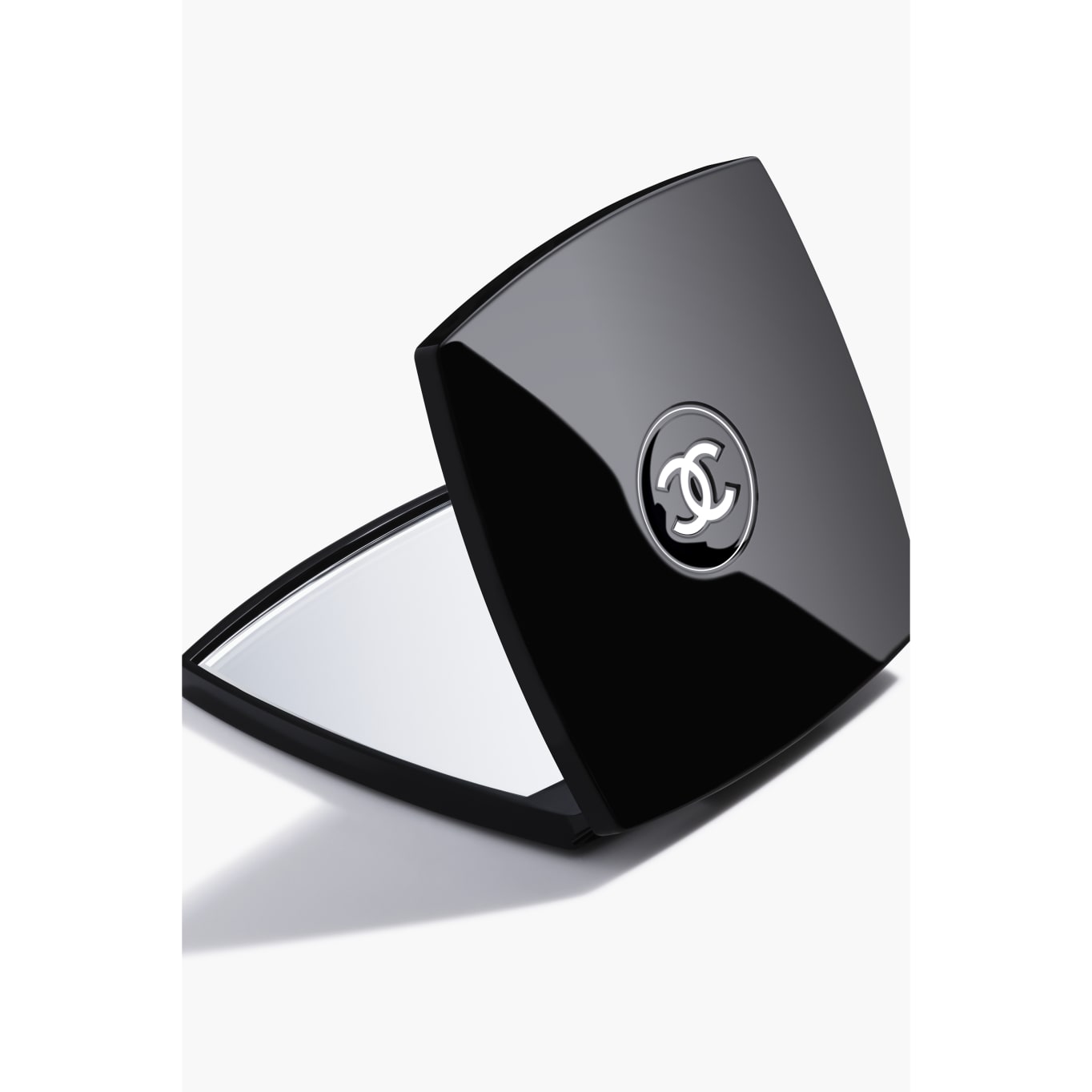 ミロワール ドゥーブル ファセット コンパクト ミラー | CHANEL シャネル