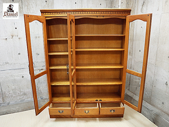 横浜ダニエル】DANIEL 最高級 書棚/本棚/ブックケース/キャビネット