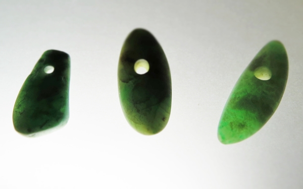 縄文時代の人々の苦労がしのばれるヒスイ - 茅野市ホームページ