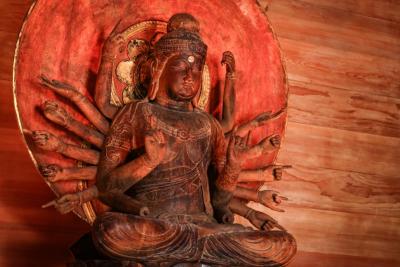 大分市／木造普賢延命菩薩坐像