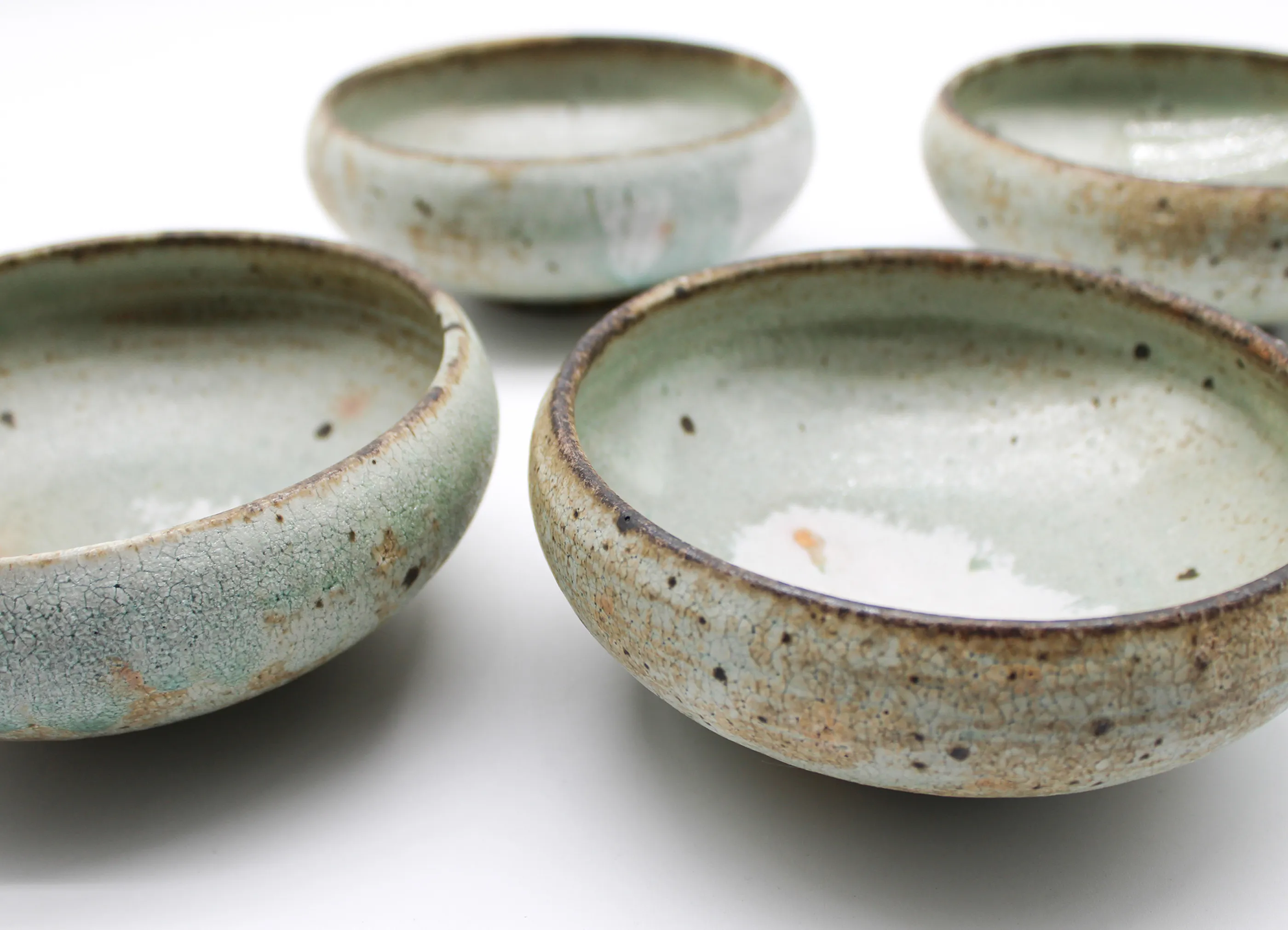 小林徹也 / TETSUYA KOBAYASHI】丸鉢S / 粉引 うつわの商品詳細ページ