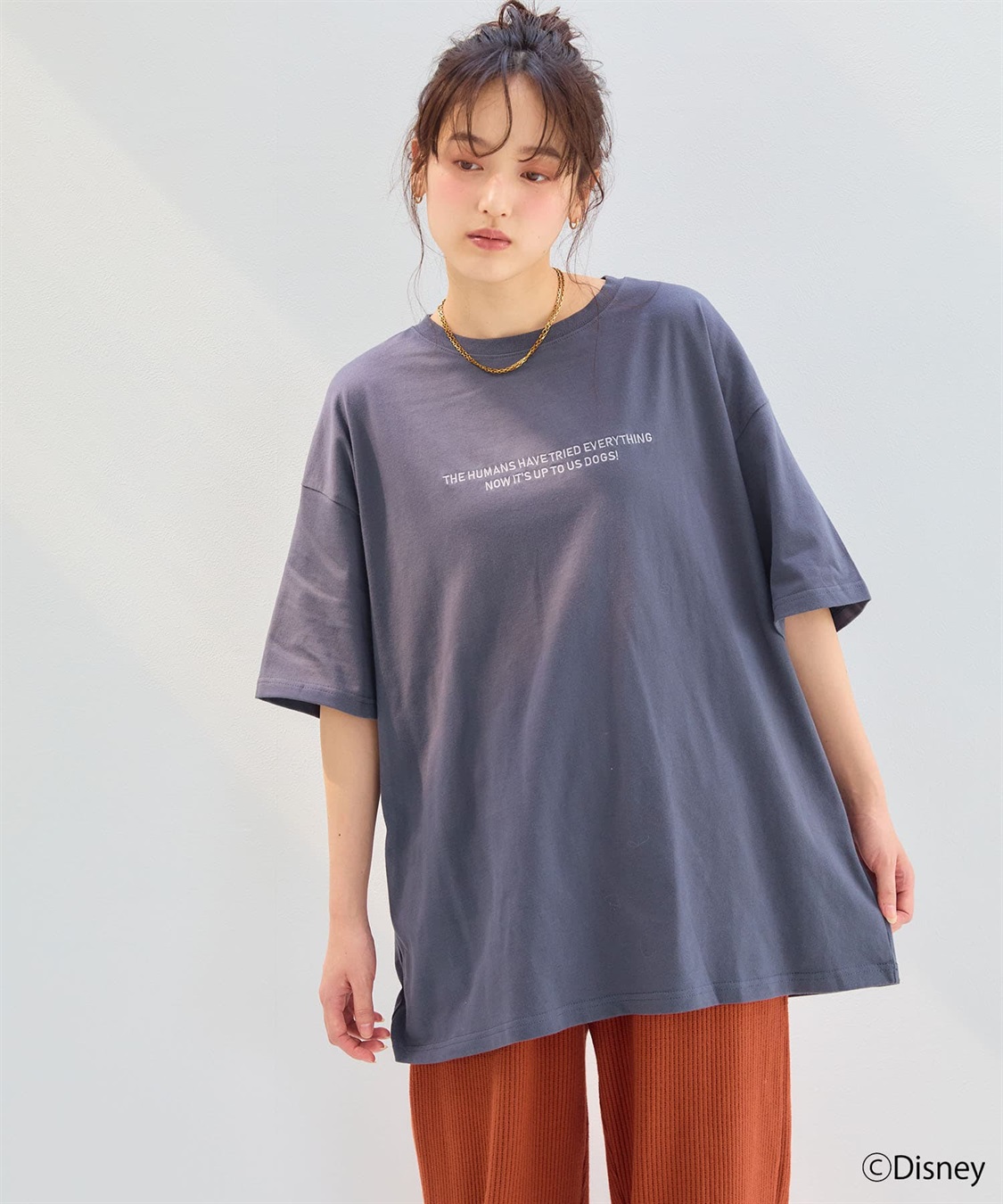 Disney/ディズニー】101匹わんちゃんバックデザインクルーネックT