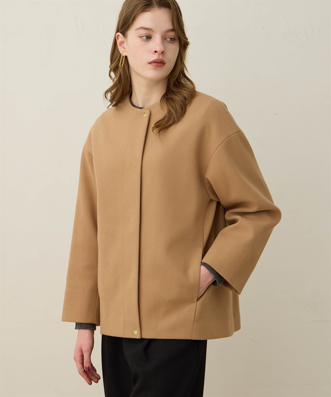 ノーカラーショートコート LE SOUK HOLIDAY｜クロスプラス公式通販サイト