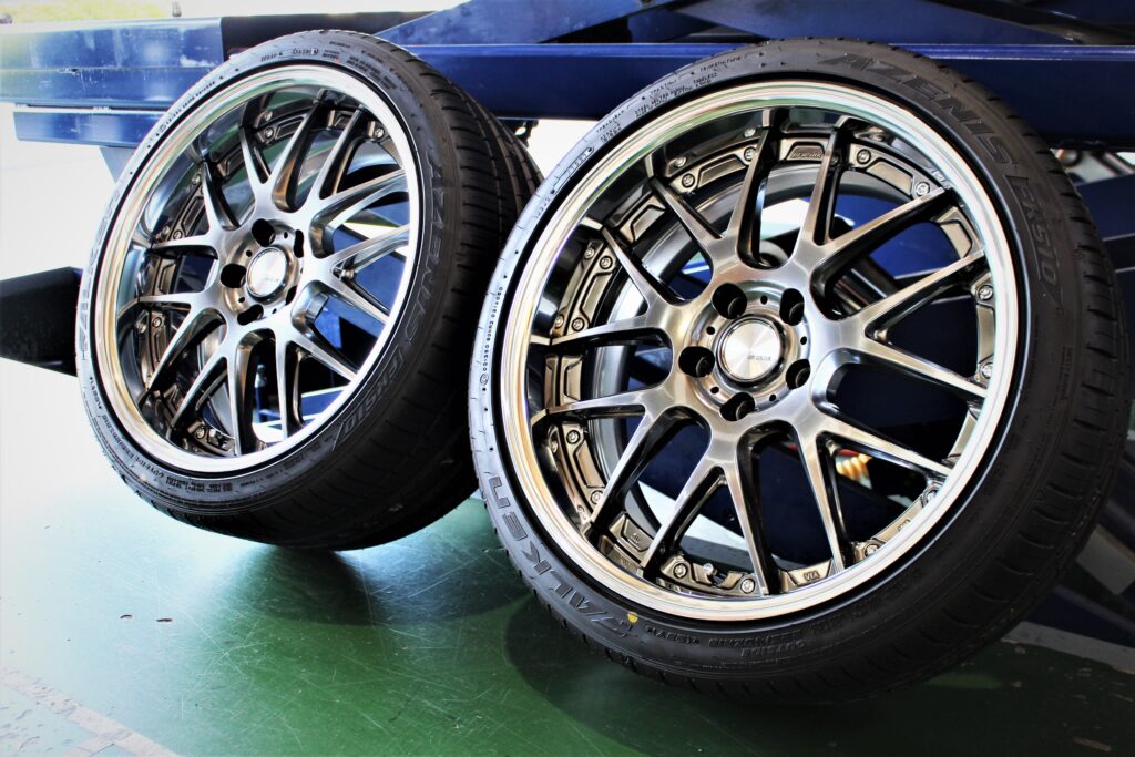 クラウンアスリート WORK ランベックLM7でツライチ深リムセッティング