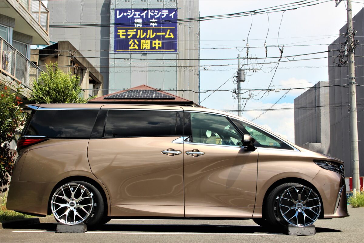 新型40系アルファード プレシャスレオブロンドに似合うホイールは