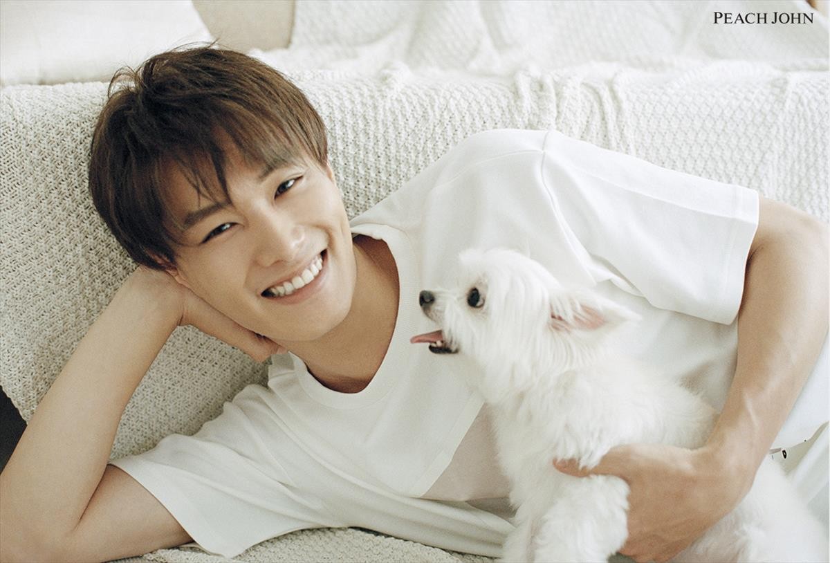 劇団EXILE・鈴木伸之、愛犬“サンちゃん”を初披露！ ラブラブショットも