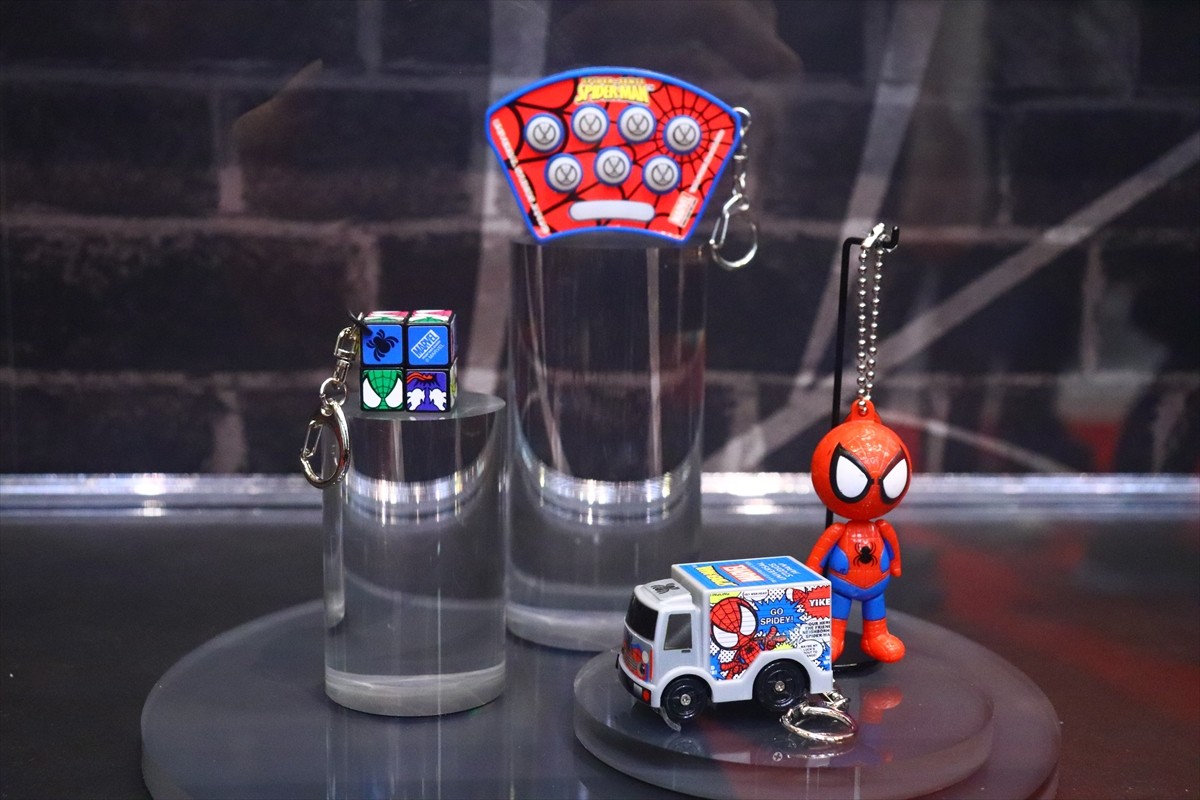 USJ「スパイダーマン」まもなく終了！ アトラクション横ショップが“激