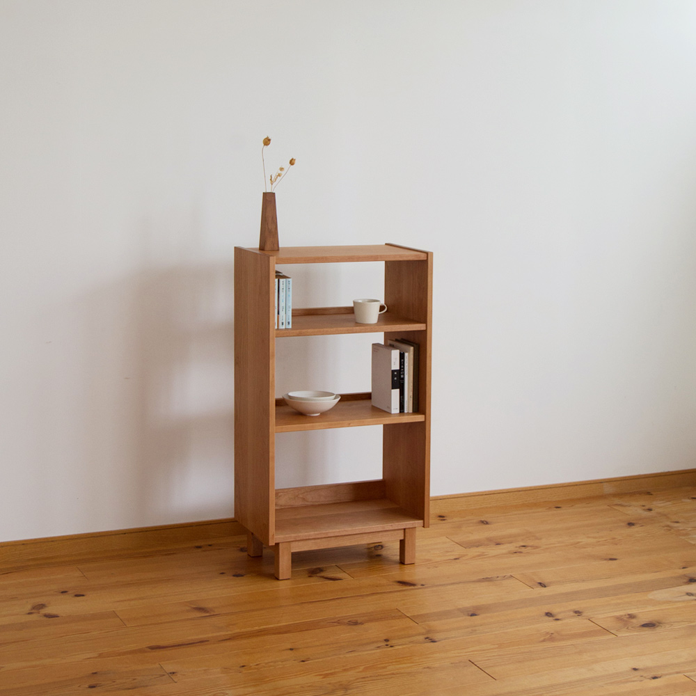 C-421 チェリー材のスリムなシェルフ 家具工房クラポ