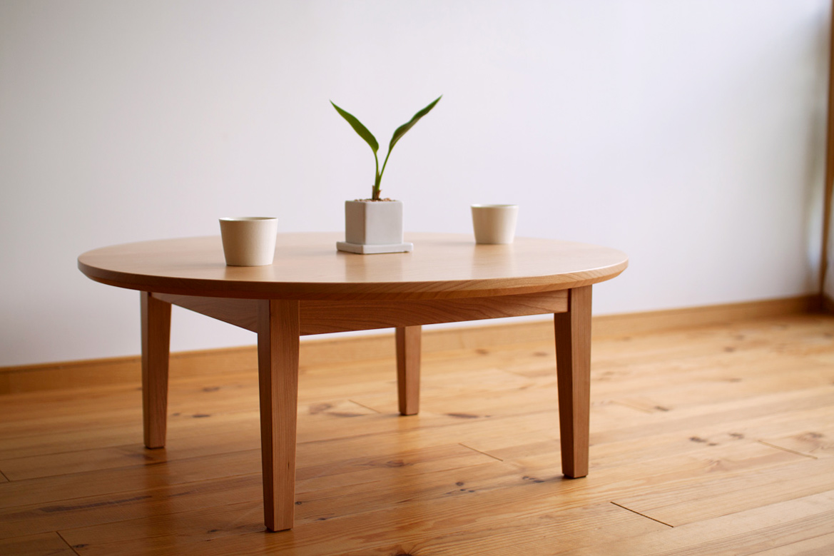 オーダー家具 チェリー無垢材の丸座卓(直径90㎝）・T-173 長野県の家具