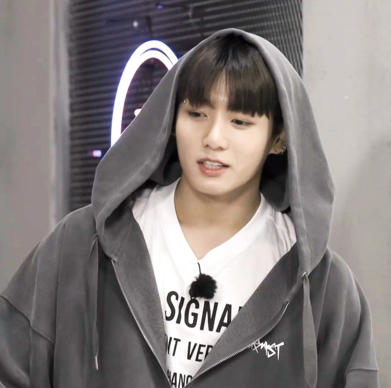 BTS JUNG KOOK ARMYST ZIP-UP HOODY BLACK - A-KPOP