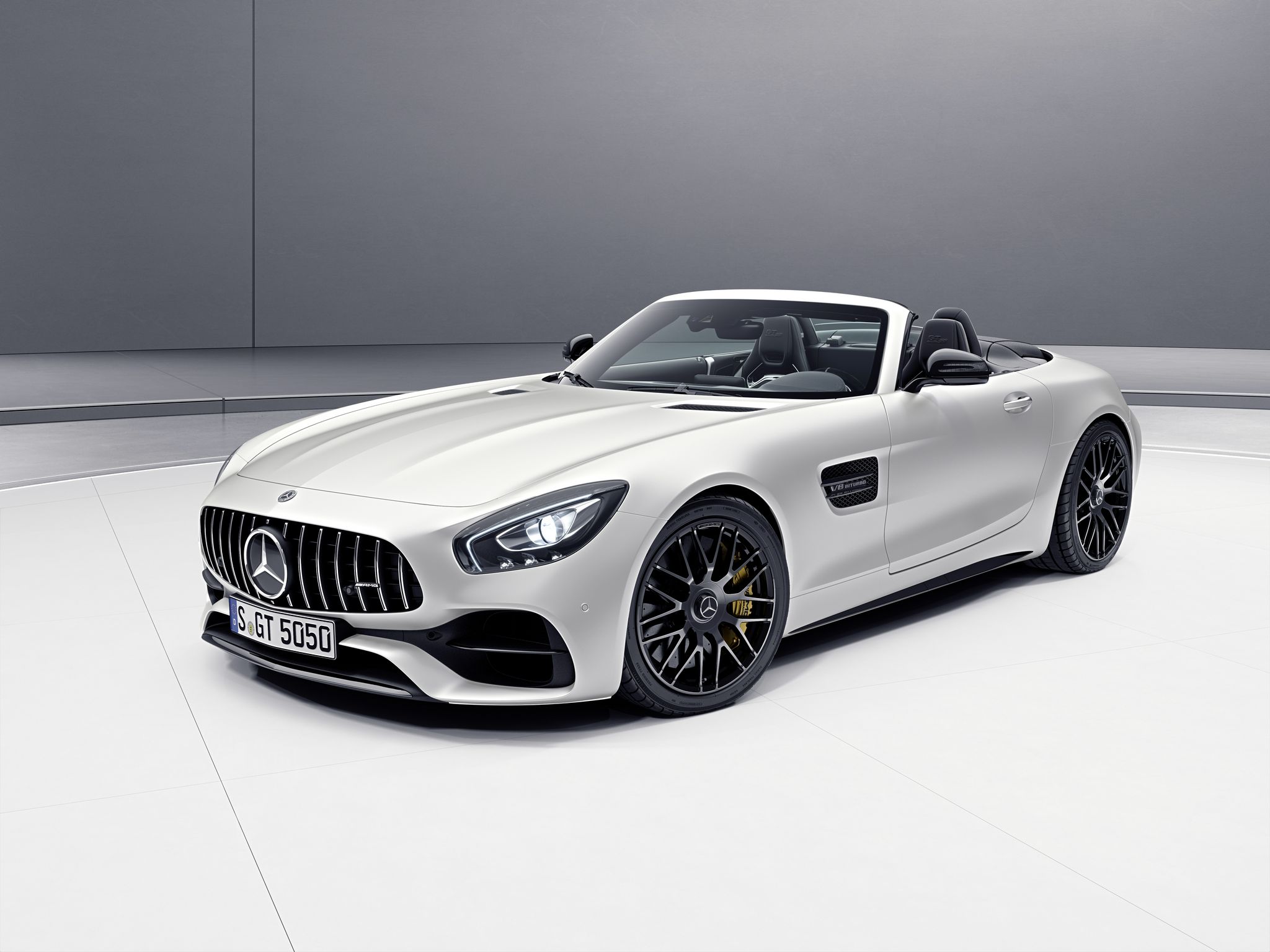 How to recognize the 500 units limited Mercedes-AMG GT C Edition
