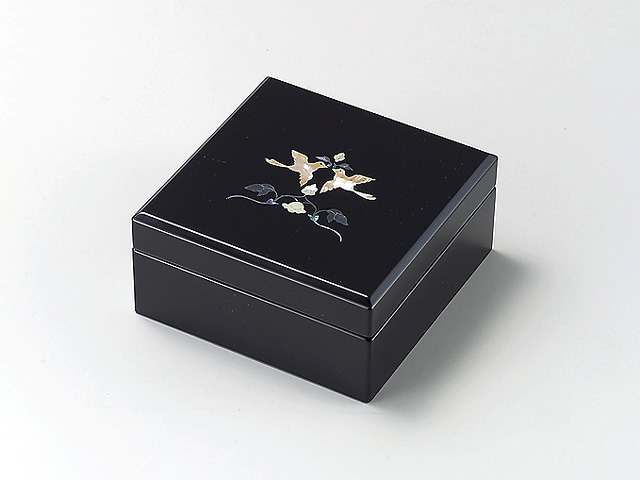 天野漆器株式会社 | 小箱 双鶴（貝入）黒