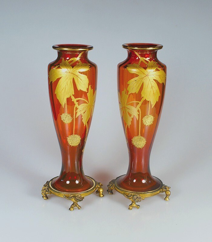 BACCARAT】バカラ プラタナス文金彩朱色花瓶一対 - アンティック 姉妹社