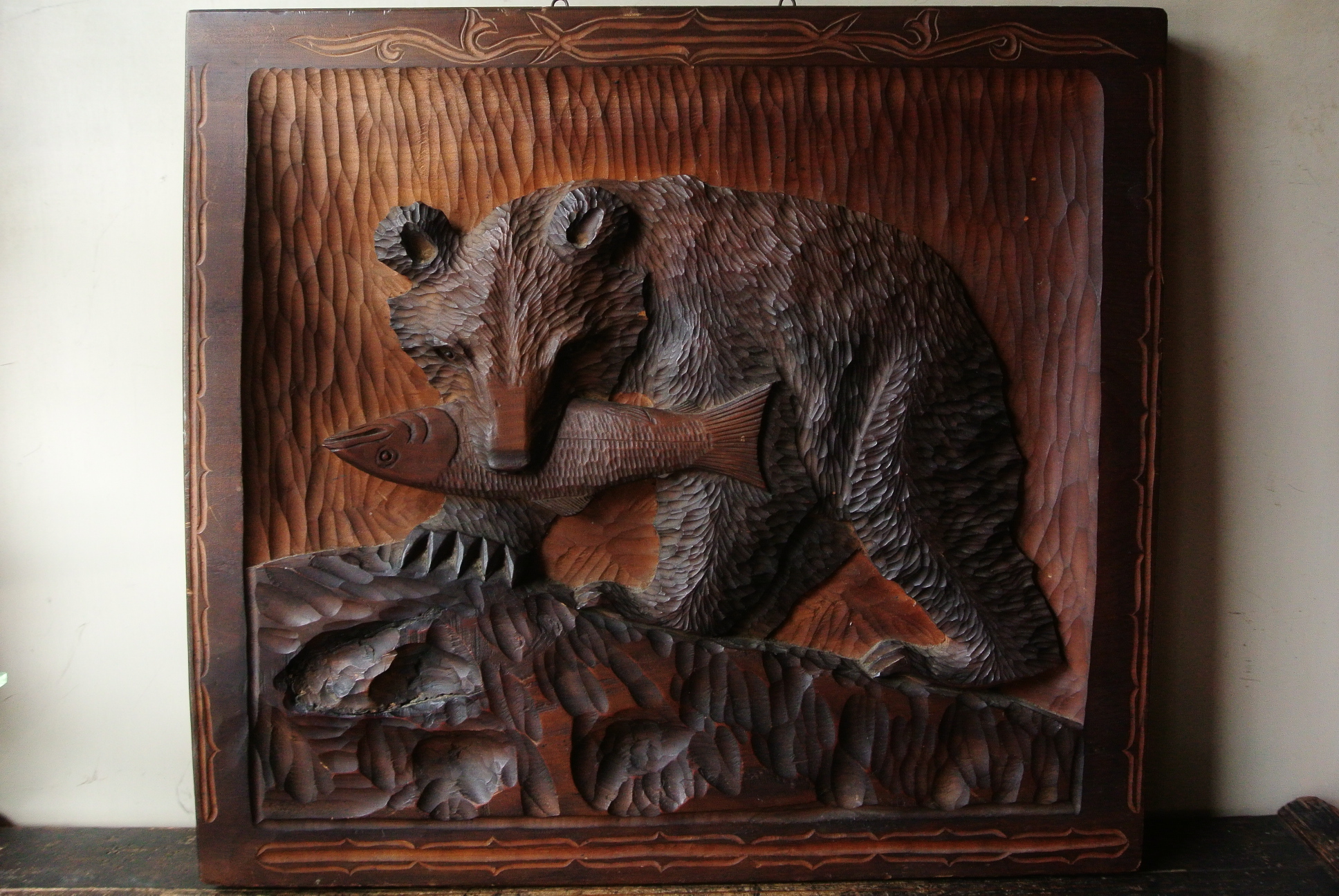 木彫り熊のレリーフ - アンティーク雑貨・古道具の札幌 アンティーク