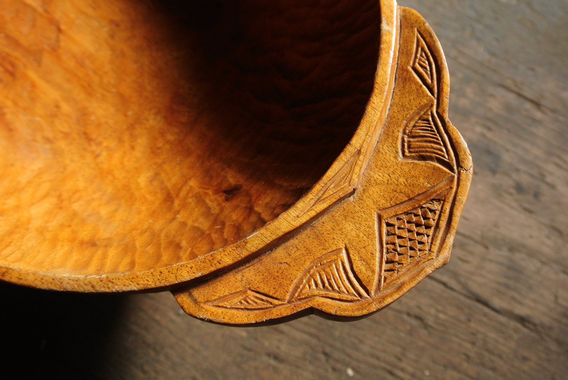 アイヌ民具 ニマ（深皿） - アンティーク雑貨・古道具の札幌