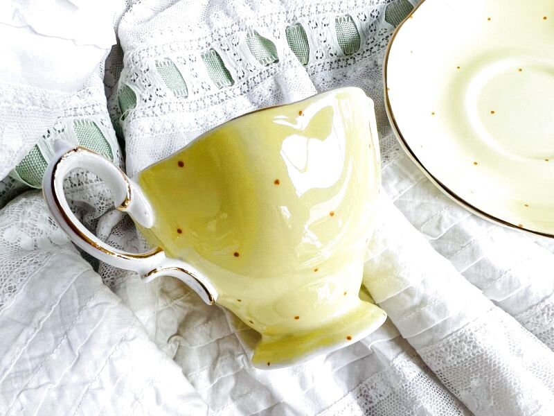 Royal Albert レモンイエロー6客トリオセット - Antiques Violetta