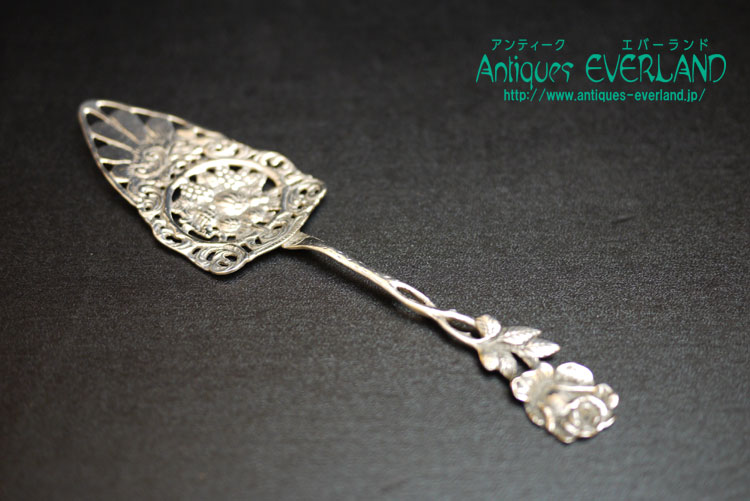 シルバー 純銀 ケーキサーバー 薔薇 - アンティーク エバーランド