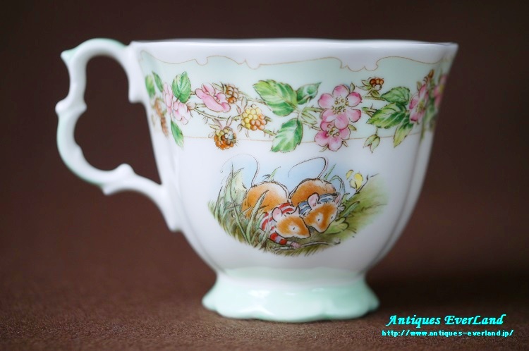 ロイヤル ドルトン Brambly Hedge カップ＆ソーサー Annual 1997