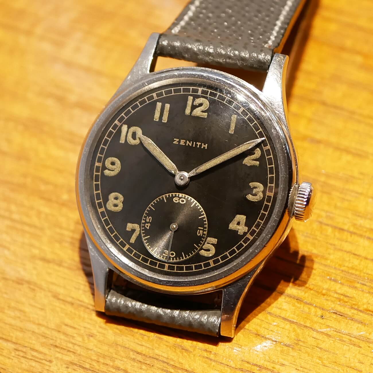 mo2242 | ZENITH | CARESE [ケアーズ] – アンティークウォッチ専門店