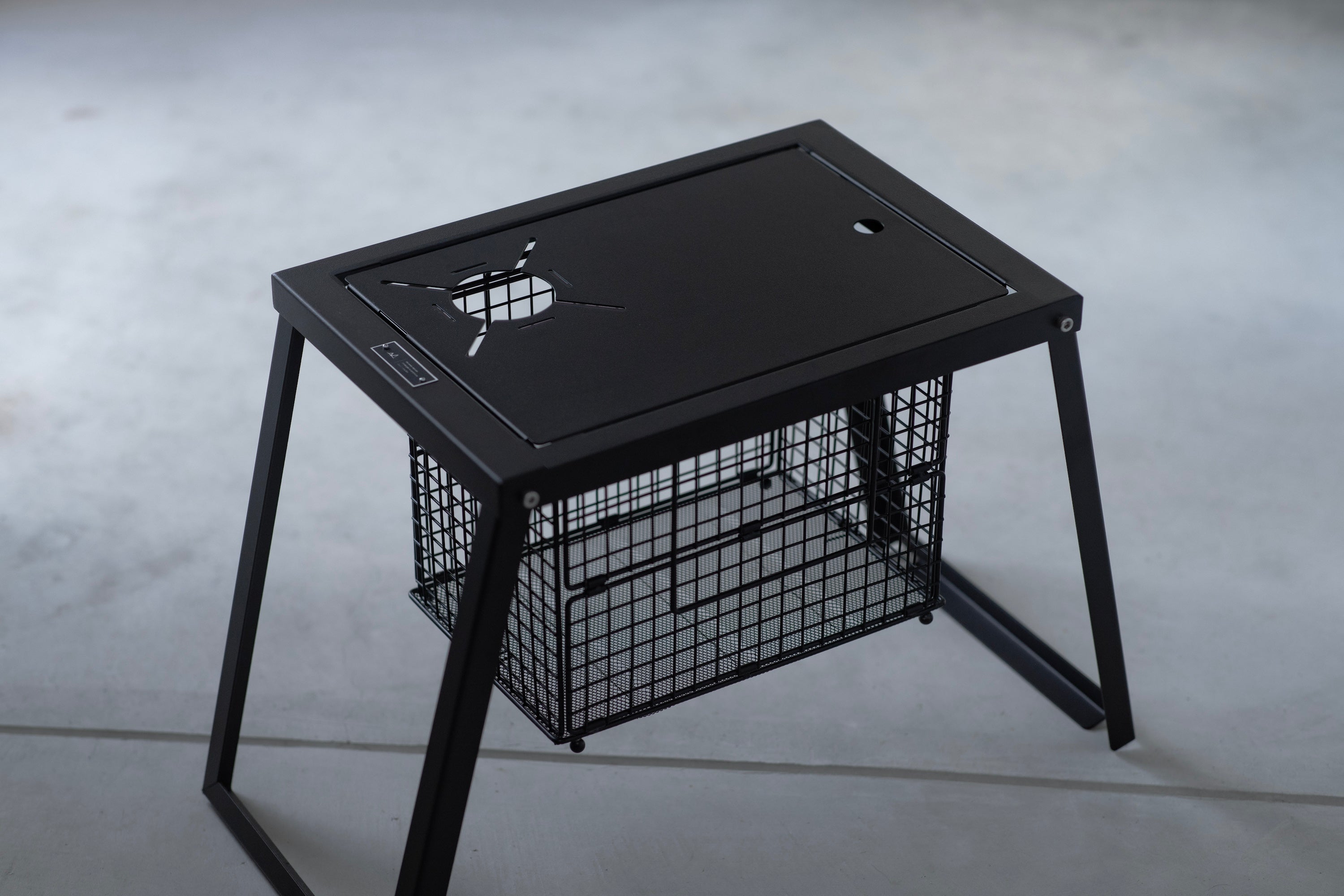 Auvil x ANOBA Multi Side Table 特設ページ