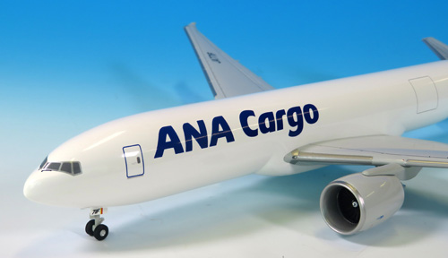 NH20140 1:200 BOEING 777F JA771F ANA CARGO 完成品（ギアつき