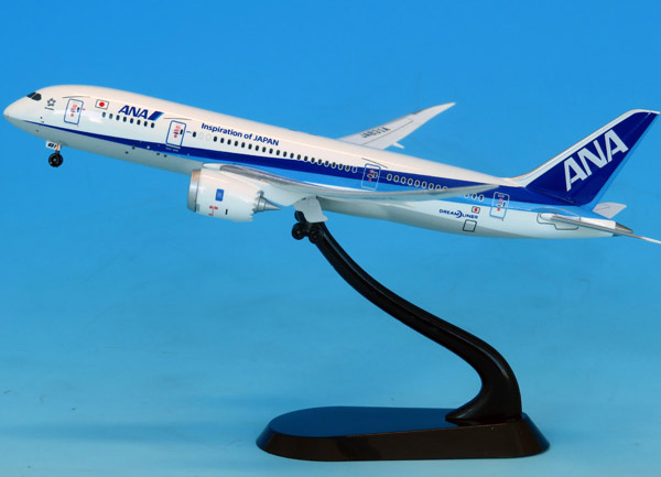 NH40116 1:400 BOEING 787-8 JA831A ABS樹脂完成品（ギアつき