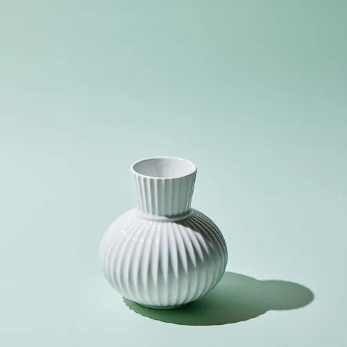 Lyngby Porcelain リュンビュー・ポーセリンのフラワーベース | 青山