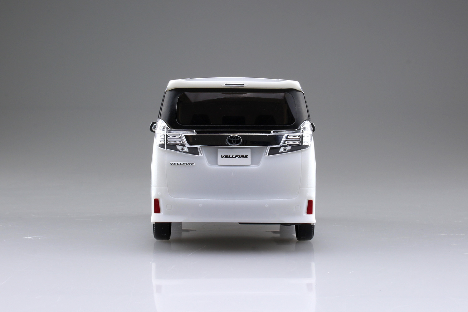 トヨタ ヴェルファイア（ホワイトパールクリスタルシャイン）｜株式