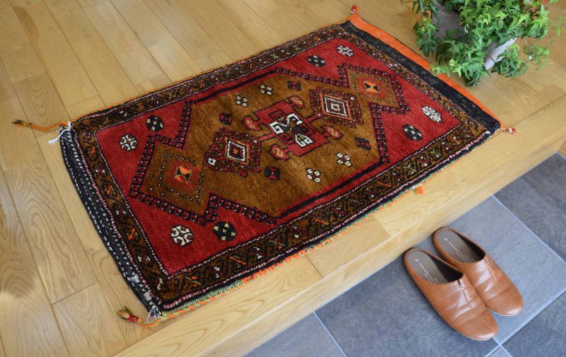 トルコ絨毯95×58cm 袋タイプ - abraj（アブラッシュ）Isik Selahattin