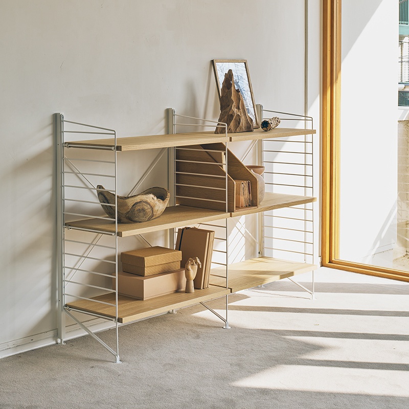 北欧の名作シェルフ「String®(ストリング)」に 自立式タイプが登場