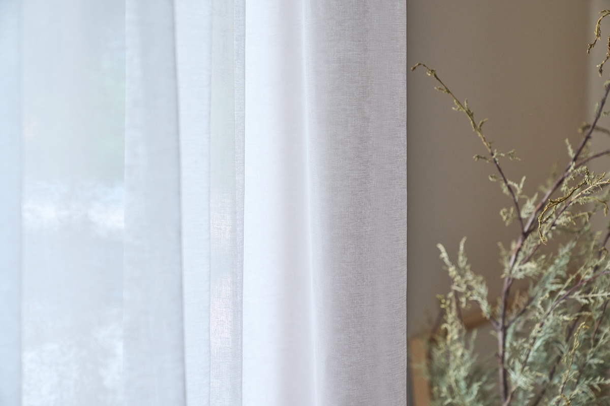 暑い夏を涼しくする「遮熱カーテン」が登場。冷房の効率もUP