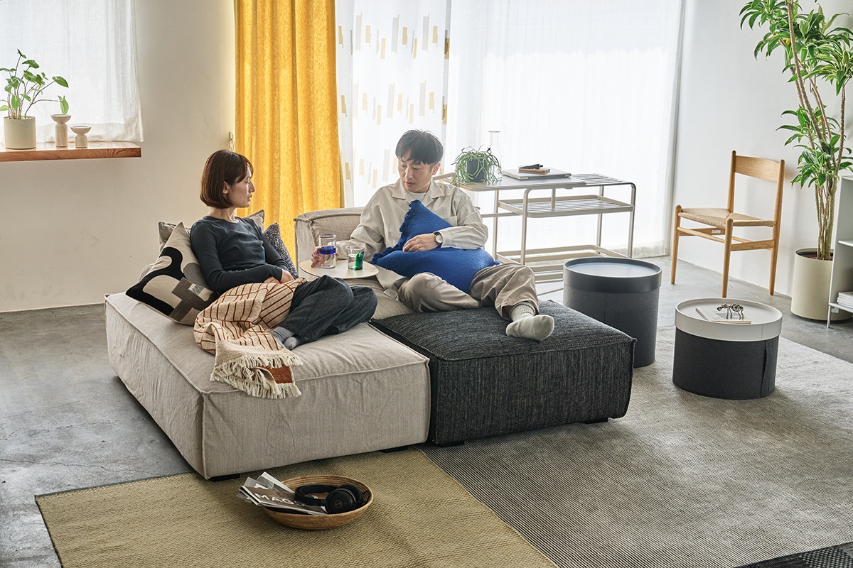 ふんわりもっちり、包み込まれるような座り心地のソファ「MITON