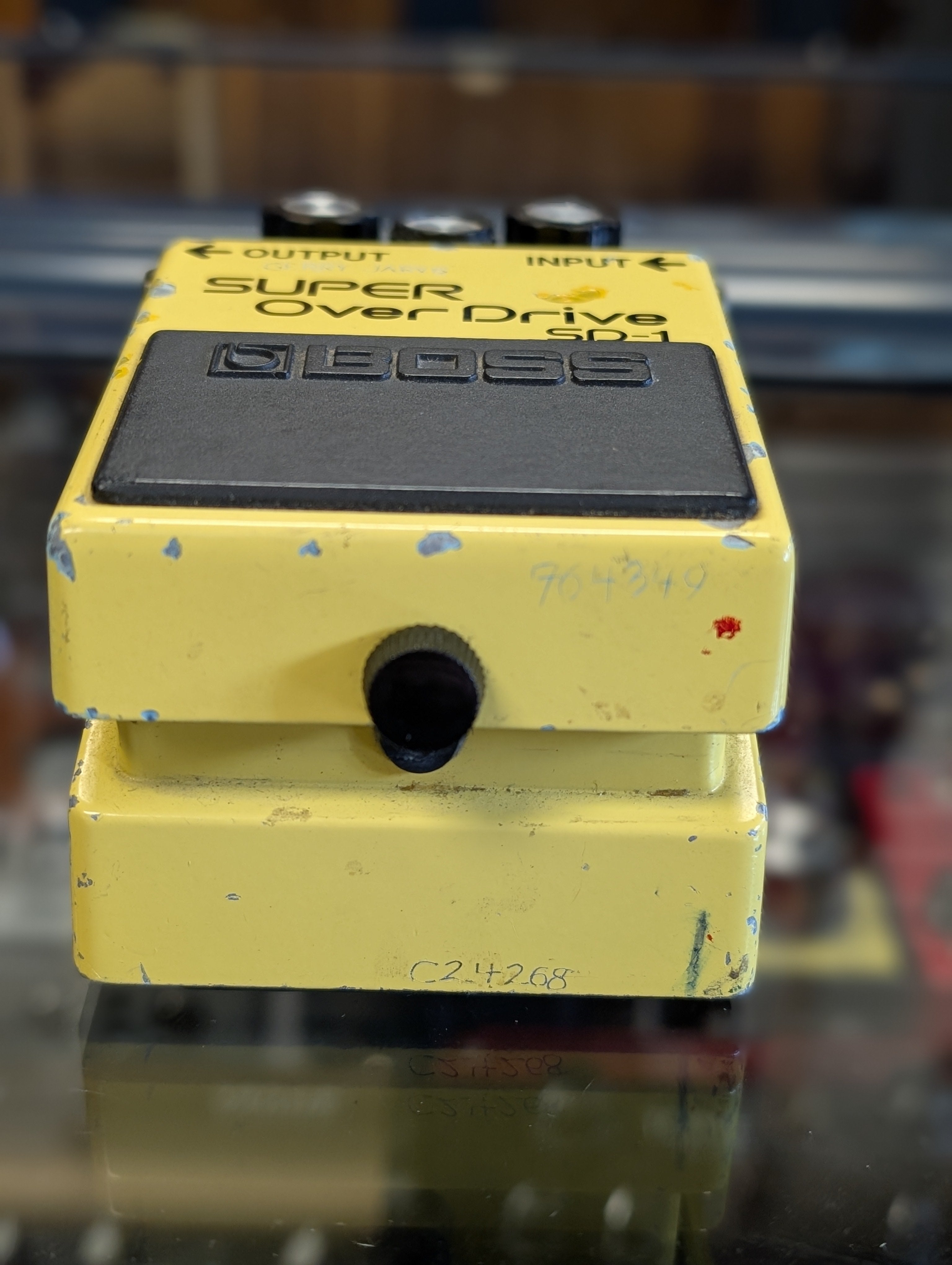 Boss SD-1 Super Overdrive Pedal (1982) – Acoustic Music Shop