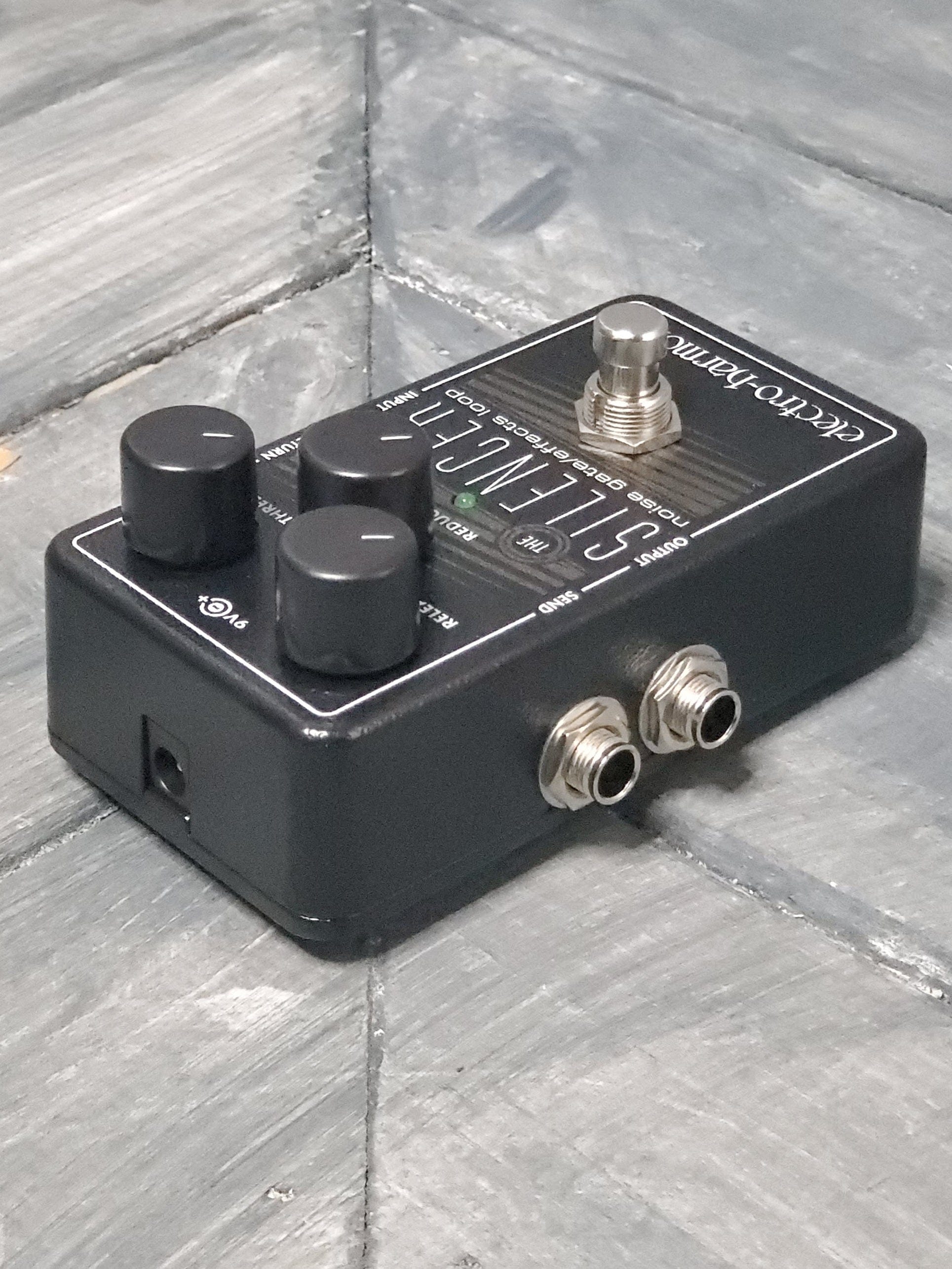 Electro-Harmonix Silencer Noise Gate and Effects Loop Pedal