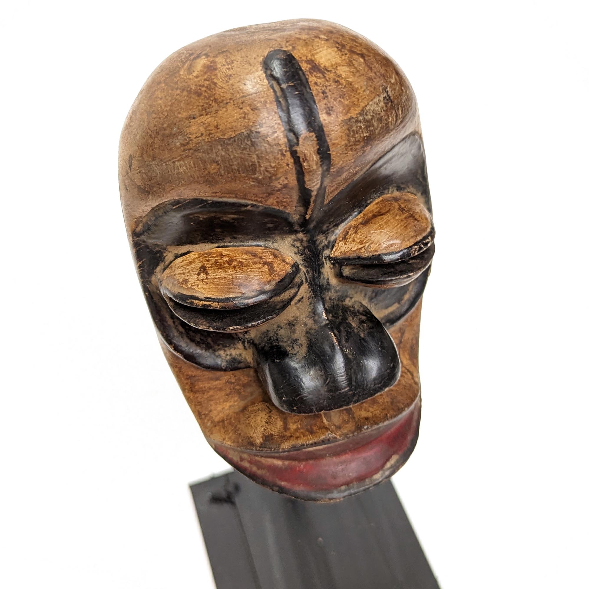 ウェ族小型マスク スタンド付 アフリカン仮面 アート （p120-14