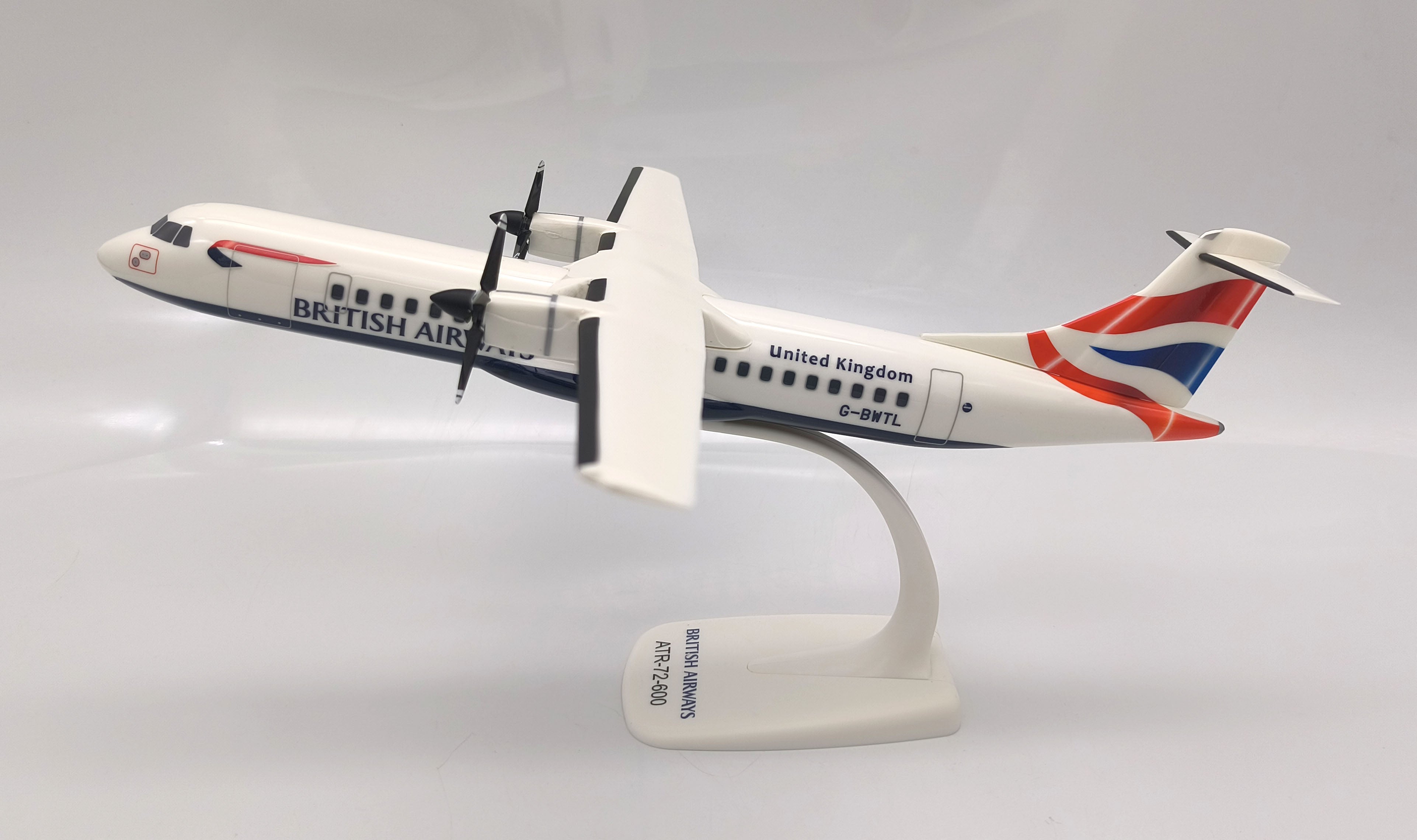 PPC Models British Airways ATR-72-600 1/100 Scale PP-224417