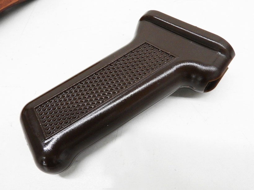 メーカー不明 実物AK用木製グリップ・ストック・ハンドガードセット