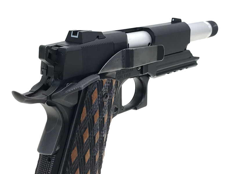 東京マルイ] ストライクウォーリア ガスブローバック 外装カスタム