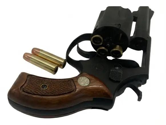 マルシン] S&W M36 チーフスペシャル 3インチ 木製サービスグリップ