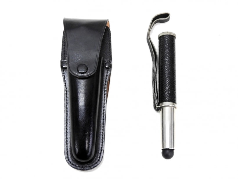 ノーベル工業] 特殊警棒 警察モデル 革ケース付き (中古)の販売ページ