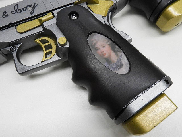 東京マルイ] デビルメイクライ エボニー&アイボリー ハイキャパ5.1