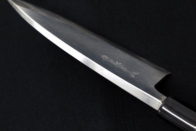 丸寅 出刃包丁 四寸半 (実寸：刃渡り141mm) 霞 PC口輪 朴栗型柄 箱付