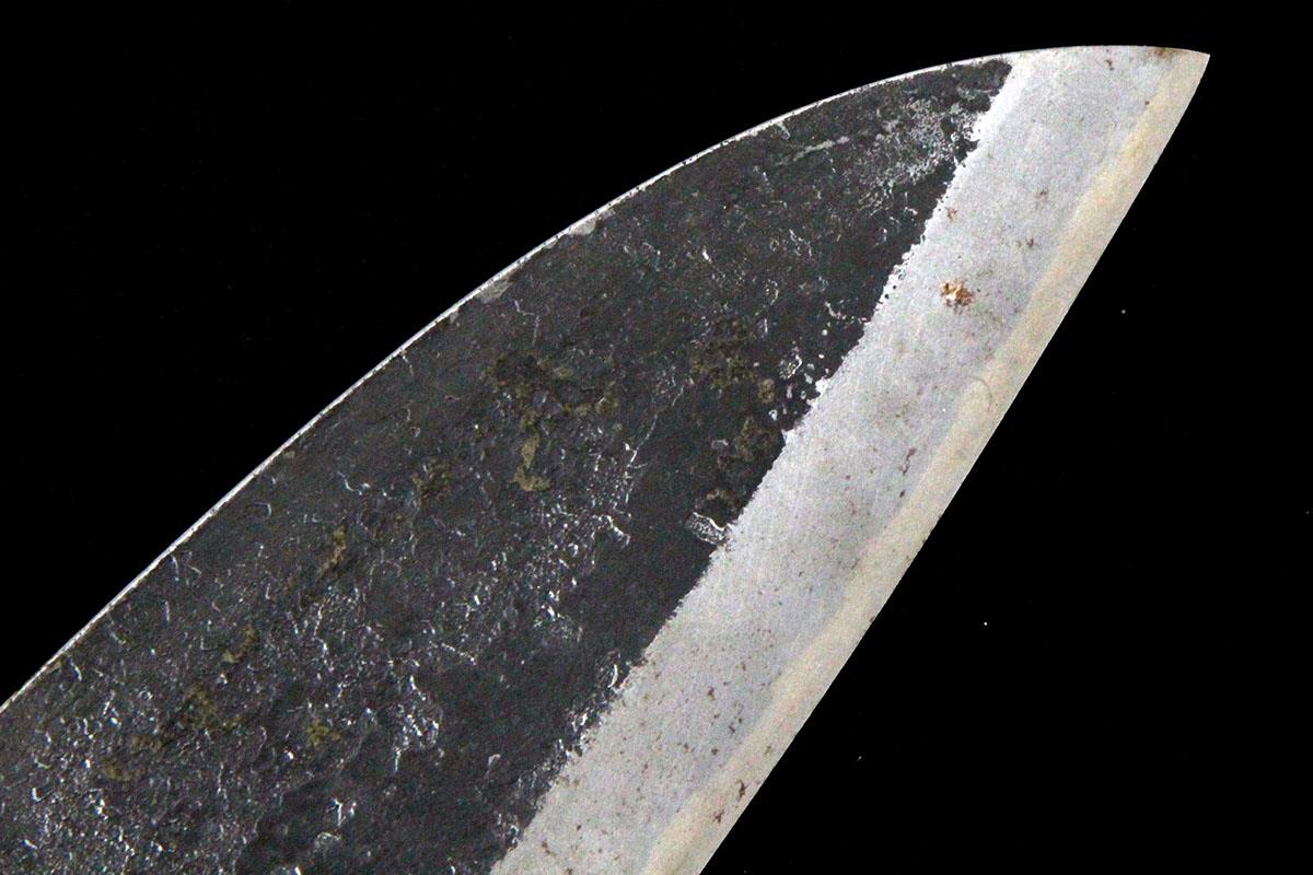 出刃包丁 五寸 黒打 両刃 新見 松水 PC口輪 朴柄 箱付 KN02-A9990-2L3A