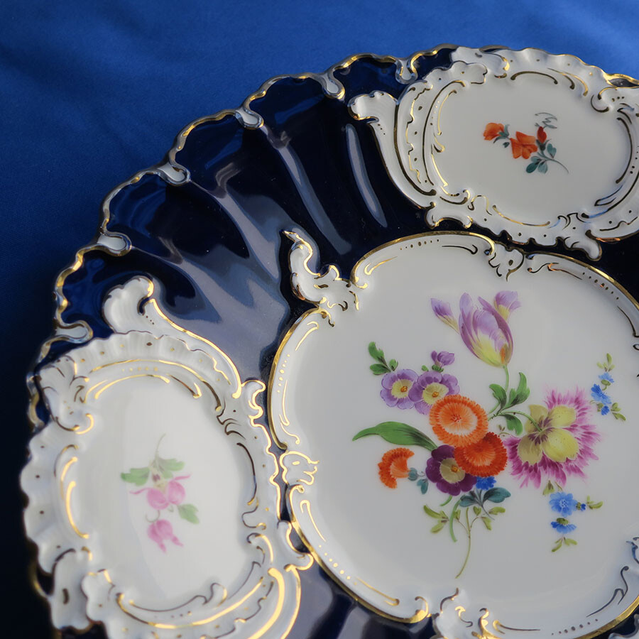 マイセンのコバルトブループレート - 貴人たちのマイセン