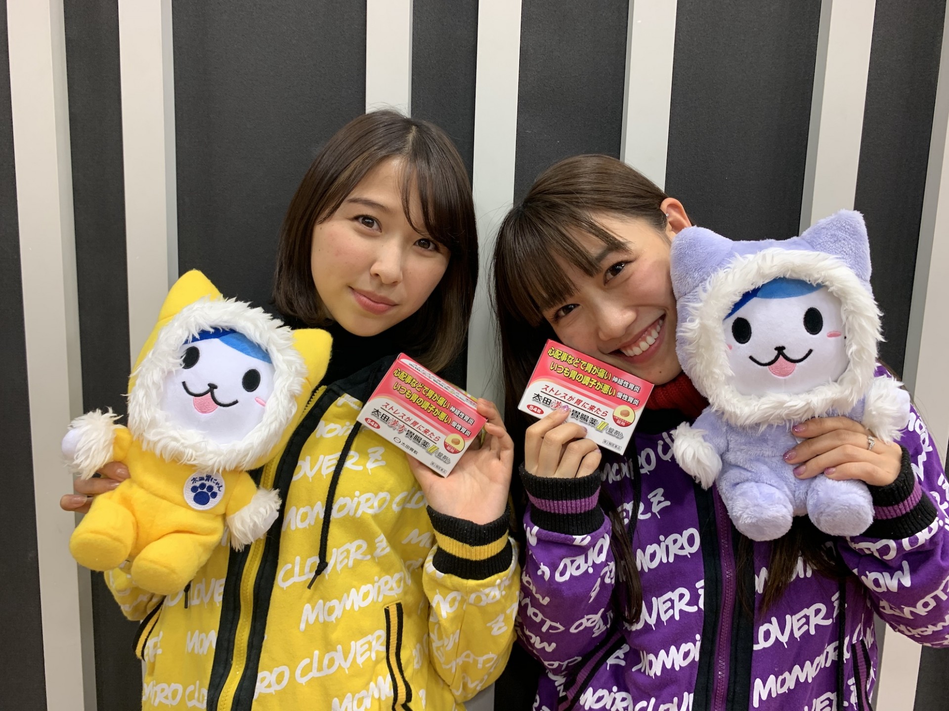 2月9日「子供の頃のしおりん“真顔でピース”がカッコいいと思ってた