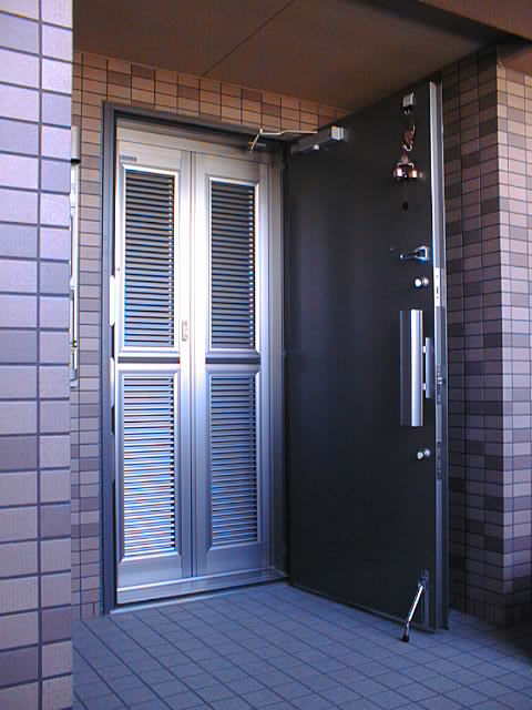 玄関ルーバー網戸 商品一覧表 各種サイズ別一覧 ｜ 玄関網戸