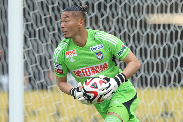 全3回開催！】「直筆サイン入り！2024実使用アイテムオークション